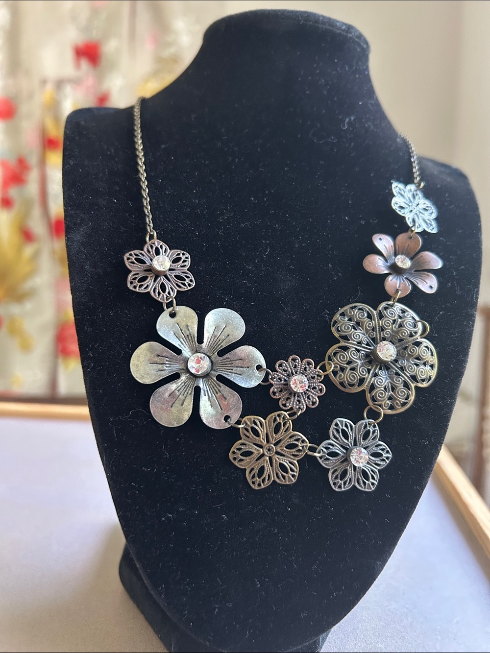 Vintage-Inspired Floral Necklace in Iridescent Silver-Tone